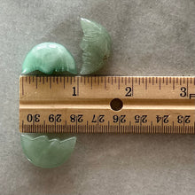 Load image into Gallery viewer, Aventurine Moon Face