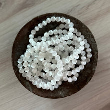 Load image into Gallery viewer, Selenite Bracelet
