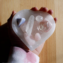 Load image into Gallery viewer, Selenite Heart-Shaped Bowl