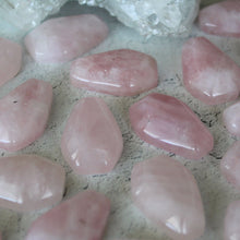 Load image into Gallery viewer, Rose Quartz Coffin