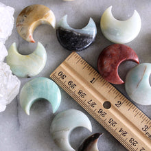 Load image into Gallery viewer, Amazonite Moon