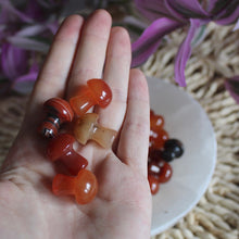 Load image into Gallery viewer, Carnelian Mini Mushroom