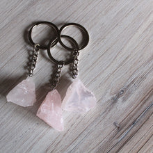 Load image into Gallery viewer, Raw Crystal Keychain