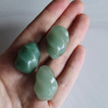 Load image into Gallery viewer, Aventurine Mini Flame