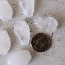 Load image into Gallery viewer, Quartz Coffin