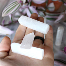 Load image into Gallery viewer, Raw Selenite Wand (Mini)