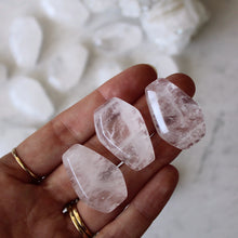 Load image into Gallery viewer, Quartz Coffin