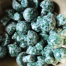 Load image into Gallery viewer, Tree Agate Mini Mushroom