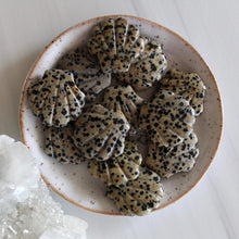 Load image into Gallery viewer, Dalmatian Jasper Seashell Carving