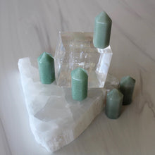 Load image into Gallery viewer, Aventurine Tower