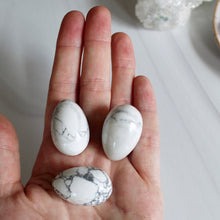 Load image into Gallery viewer, Howlite Mini Egg
