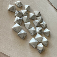 Load image into Gallery viewer, Howlite Mini Pyramid
